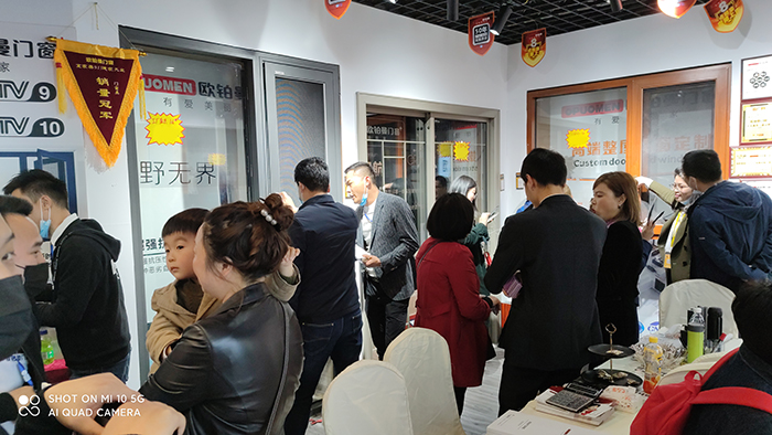 信任品牌的气力|日韩经典精品无码一区群交_午夜婷婷国产麻豆精品绵阳专卖店两天发卖额高达160余万元！