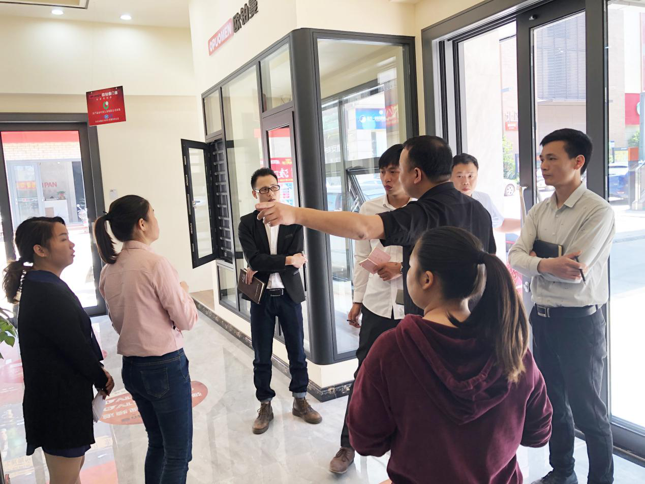 同成长、同谋划|走进欧铂曼赣州南康店