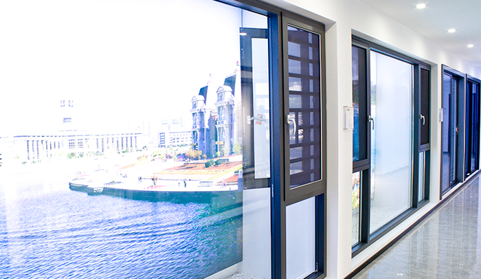 日韩经典精品无码一区群交_午夜婷婷国产麻豆精品·浙江余姚|一站式全屋门窗定制，知足您特性化须要