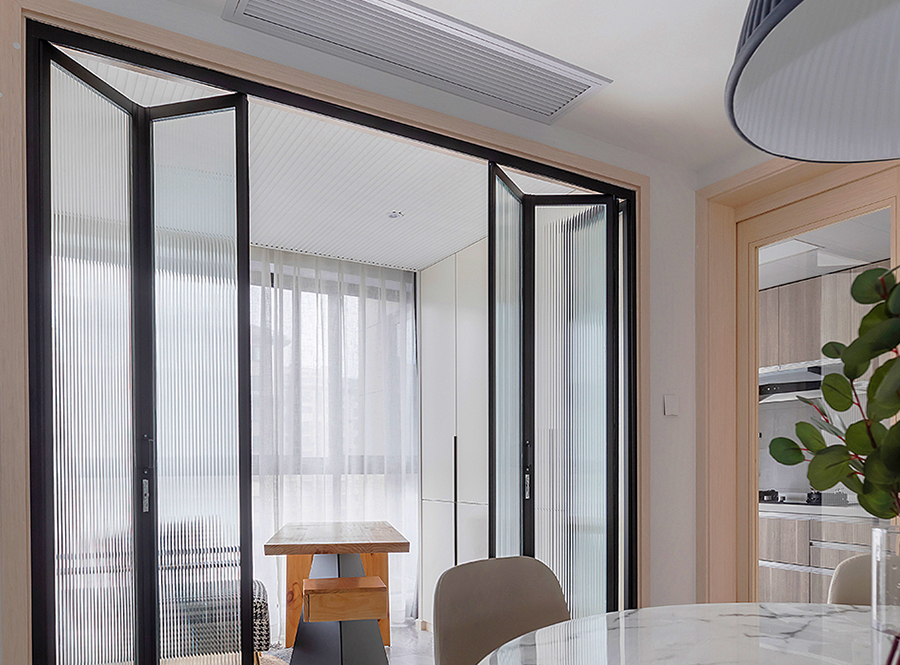 推拉、折叠门若何利用、颐养、洁净？